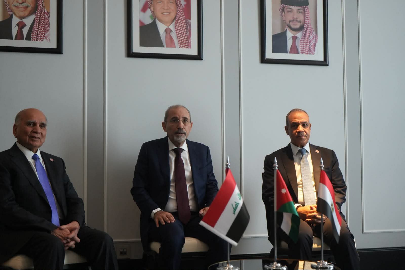 وزير الخارجية يشارك في اجتماع آلية التعاون الثلاثي بين مصر والأردن والعراق